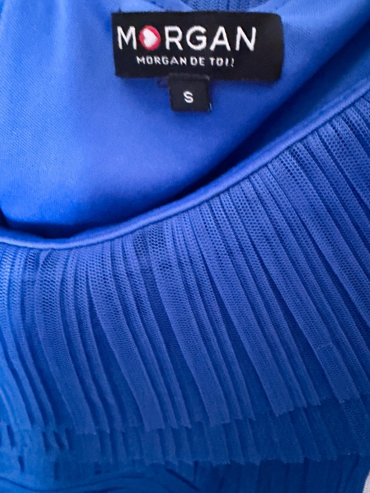 Robe bleue Morgan – moulante, volants, élégante soirée