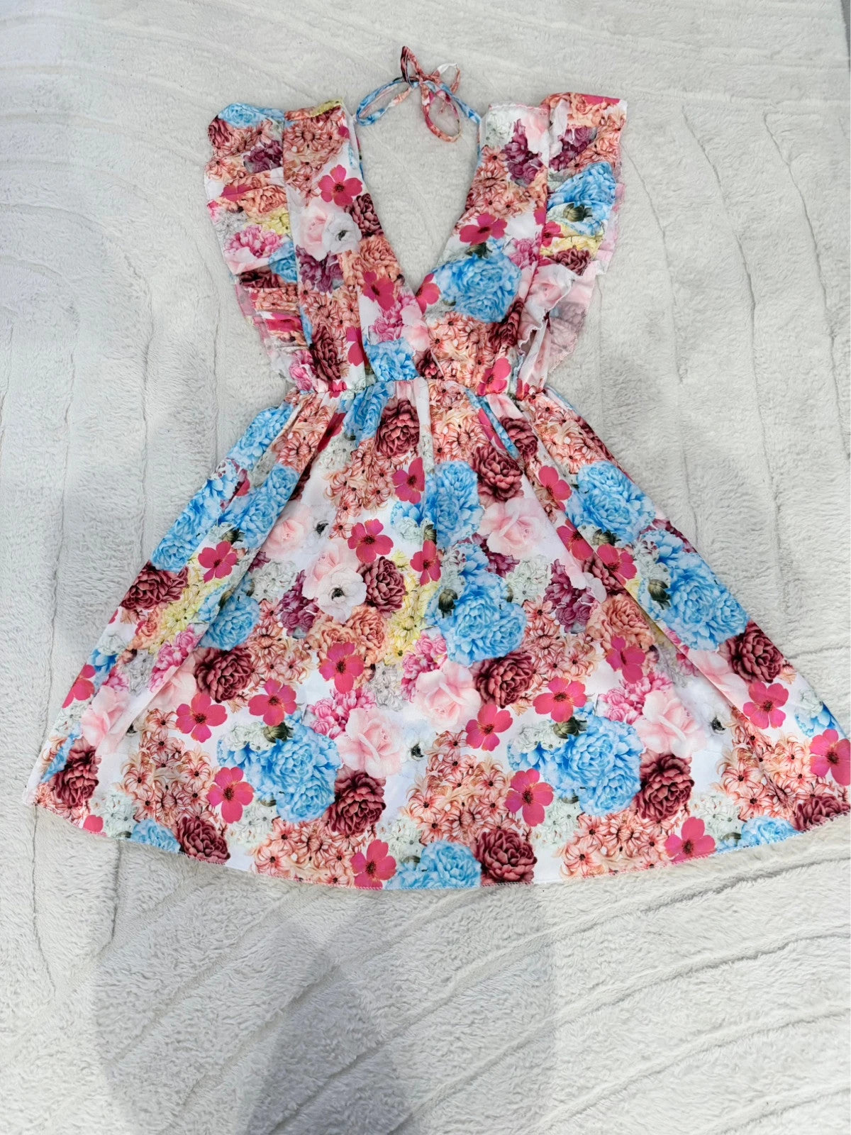 Magnifique robe fleurie achetée dans une petite boutique indépendante en vacances