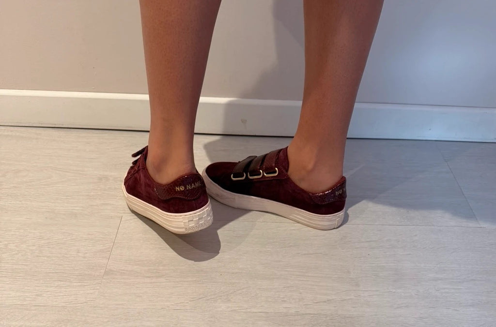 Baskets No Name bordeaux en daim – excellent état