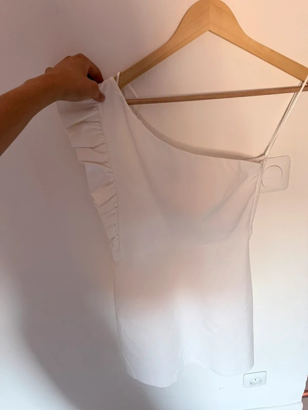 Robe blanche asymétrique Zara trafaluc – taille M – élégante chic