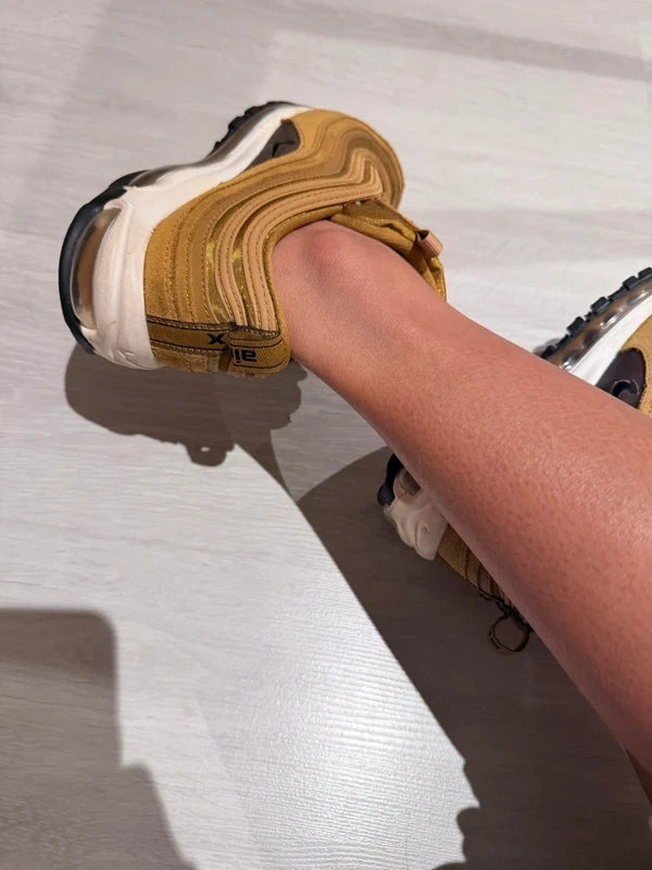 Nike Air Max 97 “Caramel” / Gold – Taille 39