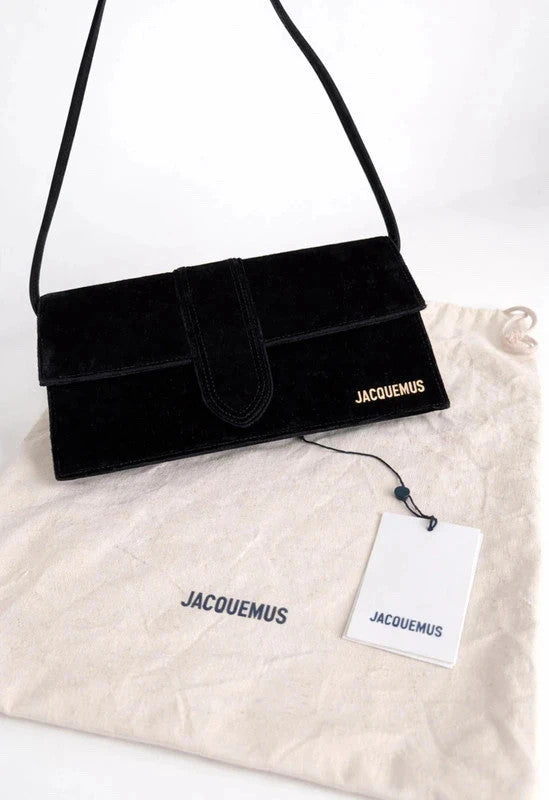 Sac Jacquemus Le Bambino Long noir velours – Neuf magnifique
