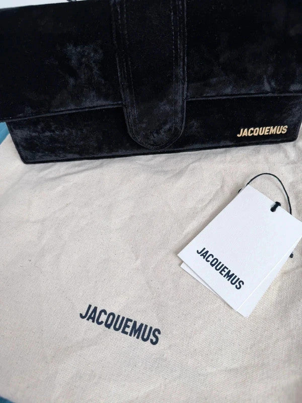 Sac Jacquemus Le Bambino Long noir velours – Neuf magnifique