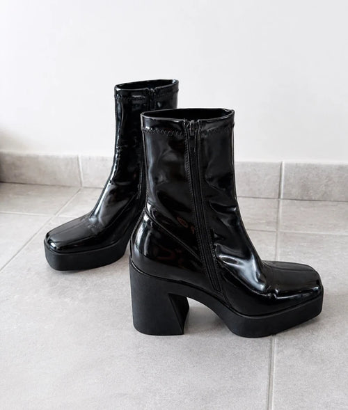 Bottines plateformes noires vernies style chunky – T39