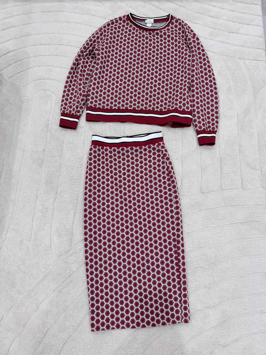 Ensemble maille GP&J Baker x H&M rouge & blanc – Jupe midi + pull – XS