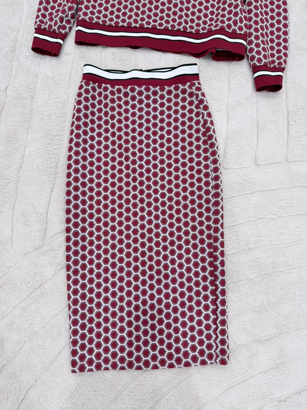Ensemble maille GP&J Baker x H&M rouge & blanc – Jupe midi + pull – XS