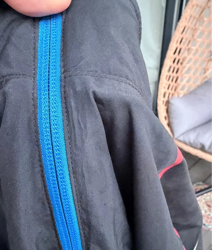 Veste Lacoste Sport noire vintage Y2K zippée bleu/rose – Taille L