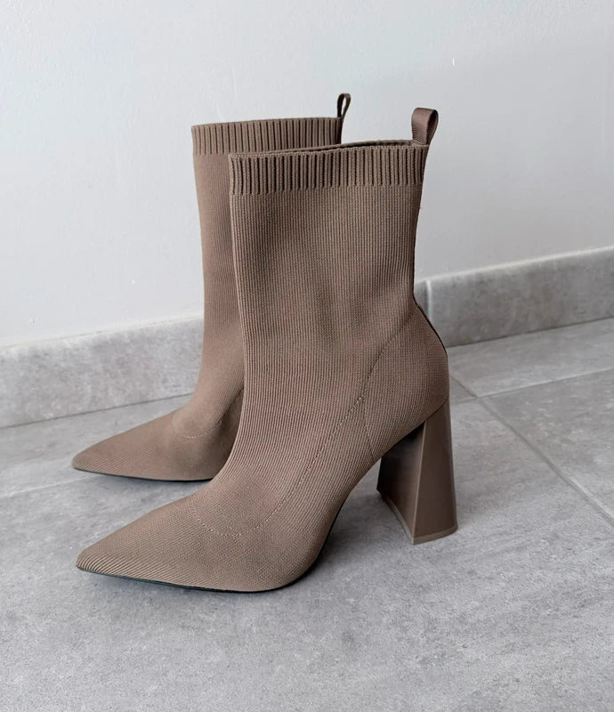 Bottines chaussettes Zara taupe à talons – pointure 40