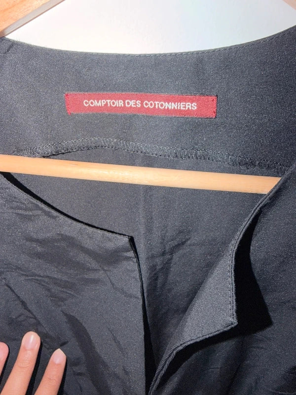 Robe courte Comptoir des Cotonniers noire col V