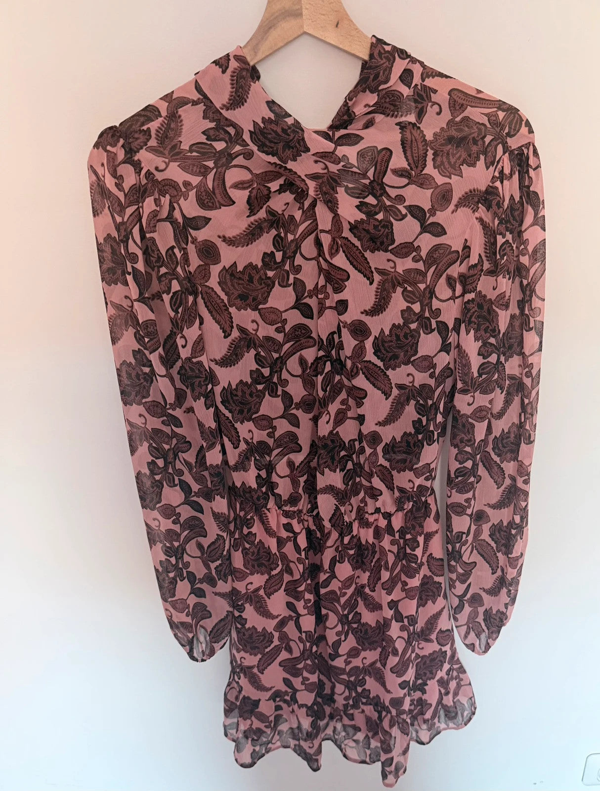 Robe H&M rose poudré à fleurs – Taille 40 – Neuve