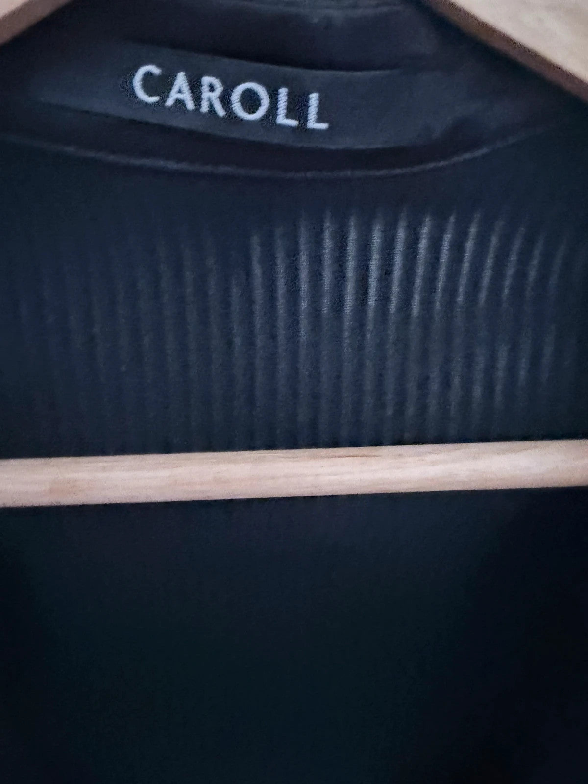 Haut cache-cœur Caroll noir – Taille S/M – Maille côtelée chic