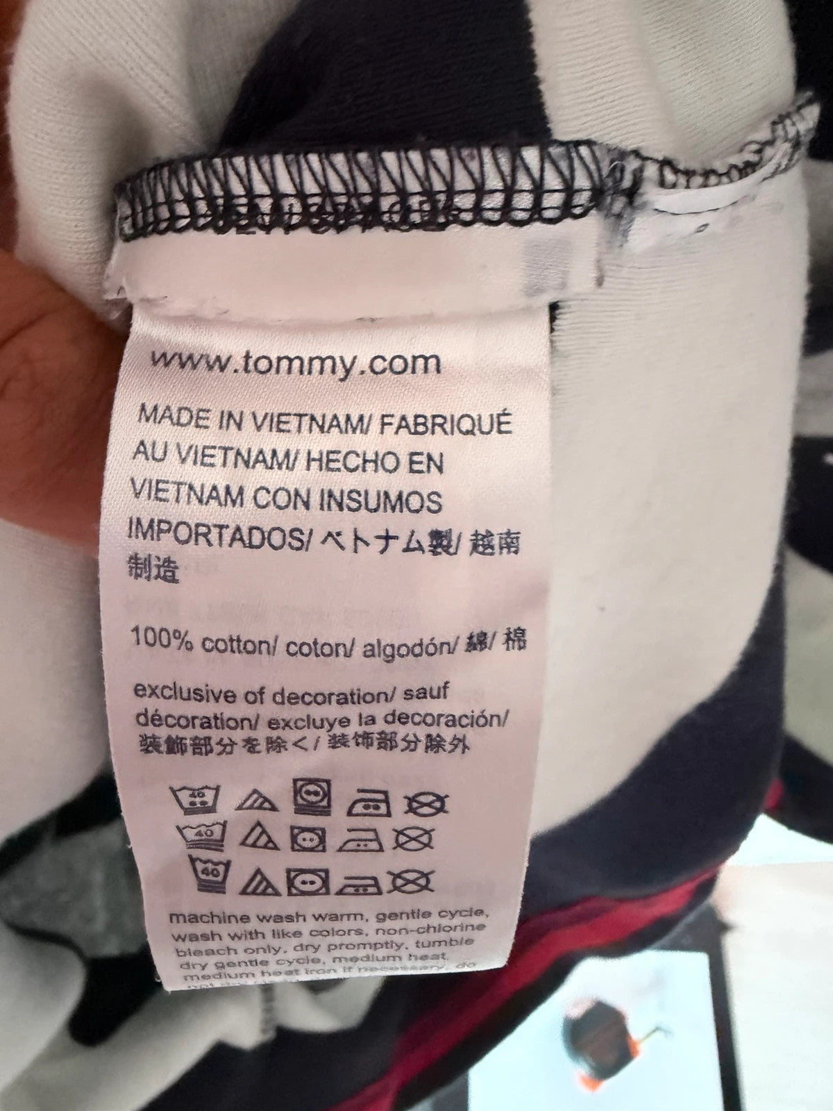 T-shirt Tommy Hilfiger rayé 100 % coton – Taille S – Très bon état