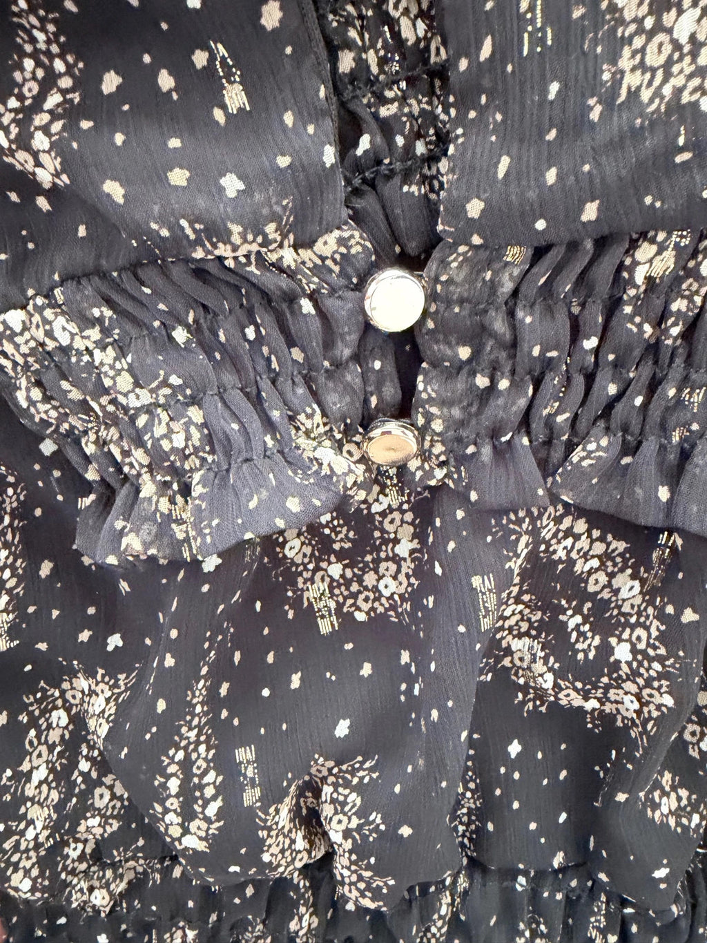 Robe longue noire dorée Lolaliza fluide et élégante
