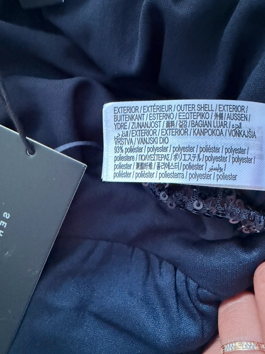 Top dos nu à sequins noir Bershka – effet pailleté soirée – taille S