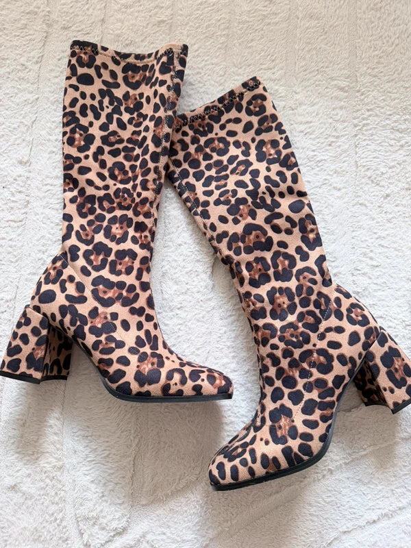 Bottes léopard style chaussettes à talons – Taille 38 – Effet wow