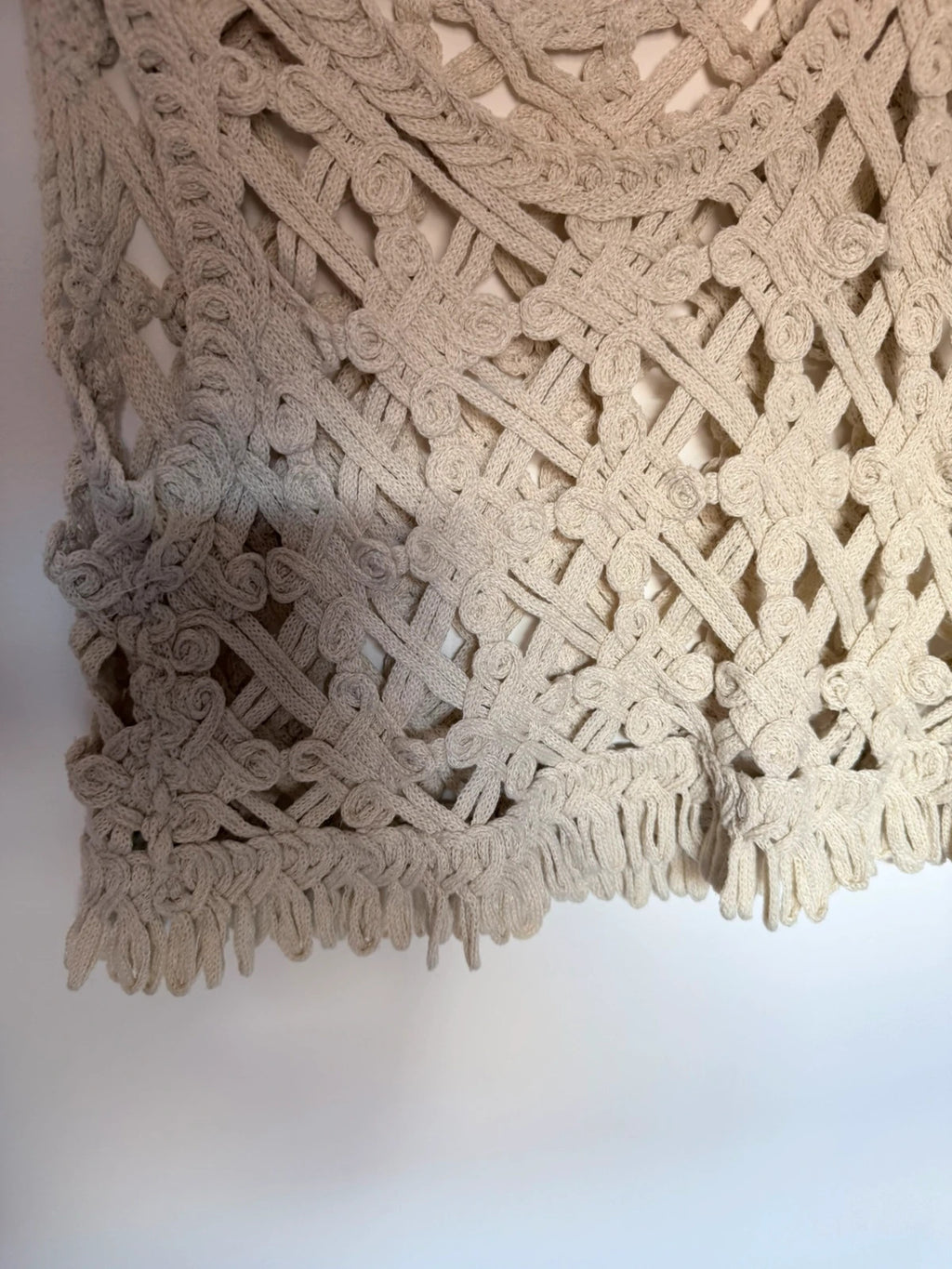 Top crochet bohème écru ajouré style macramé – esprit bohème chic