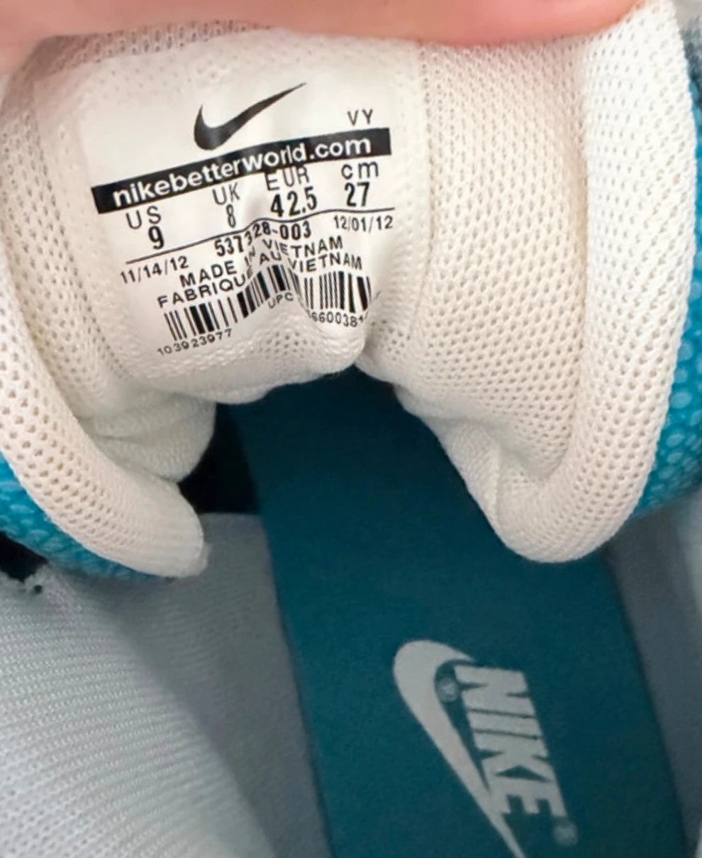 Baskets Nike montantes noir et bleu turquoise – Taille 42,5 – Très bon état