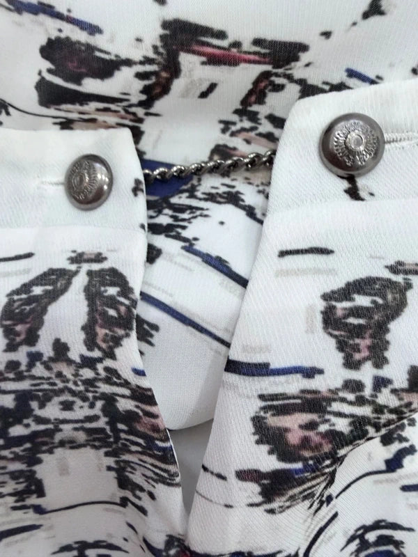 Robe IKKS blanche imprimée graphique – Taille 38 – Fluide et élégante