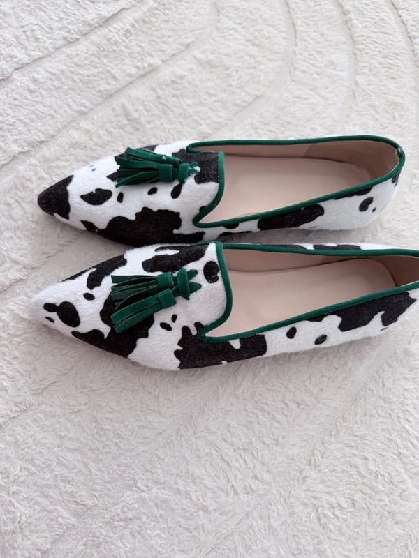 Mocassins imprimé vache noir & blanc avec pampilles vertes – Pointure 39 – Neufs