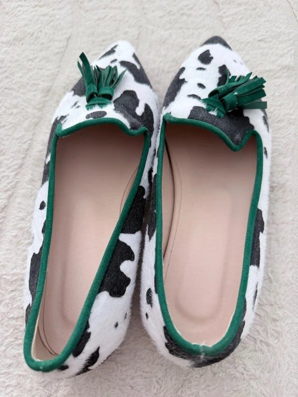 Mocassins imprimé vache noir & blanc avec pampilles vertes – Pointure 39 – Neufs