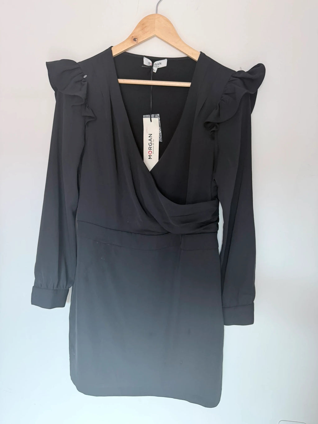Robe Morgan noire portefeuille à volants – Taille 42 – Neuve avec étiquette