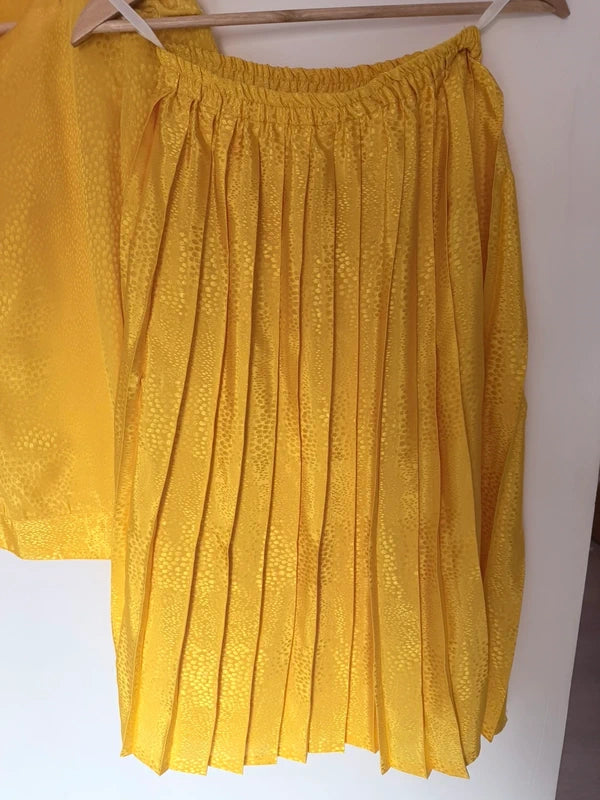 Ensemble vintage jaune– Jupe plissée & haut assorti – Taille M/L