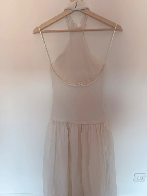 Robe longue Zara blanche col montant dos nu – Taille L – Élégante & estivale