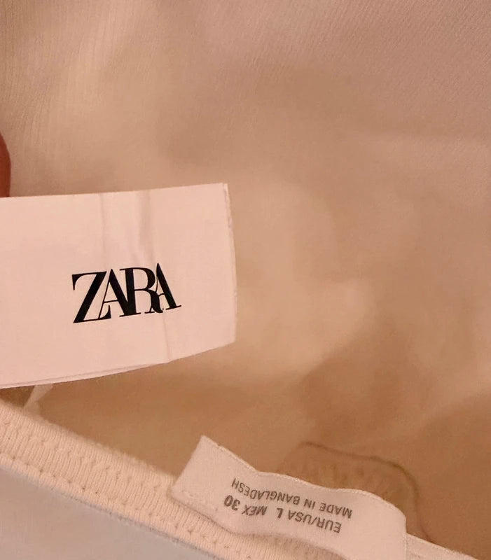 Robe longue Zara blanche col montant dos nu – Taille L – Élégante & estivale