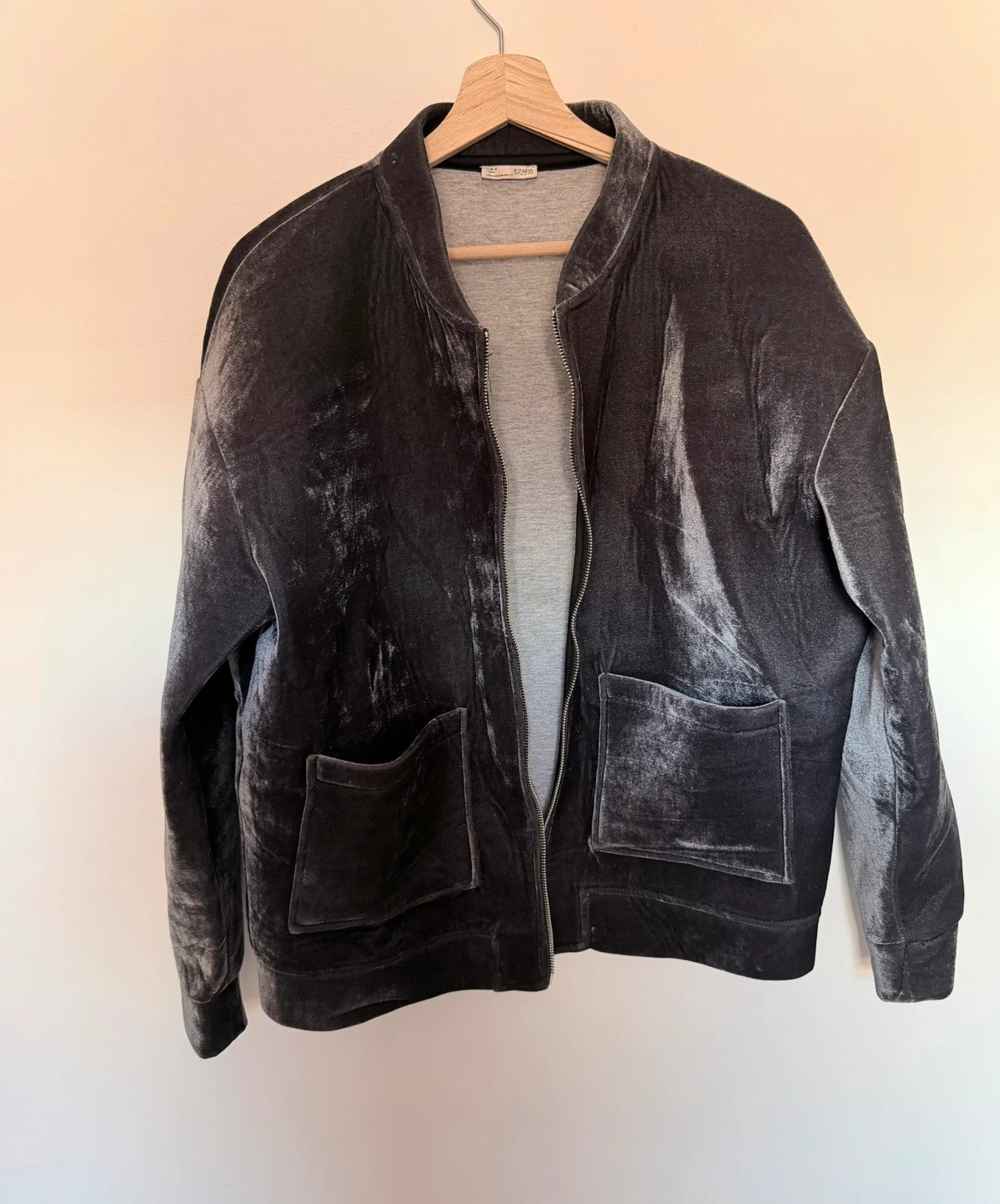 Veste bomber Zara en velours gris anthracite – Taille M – Très bon état