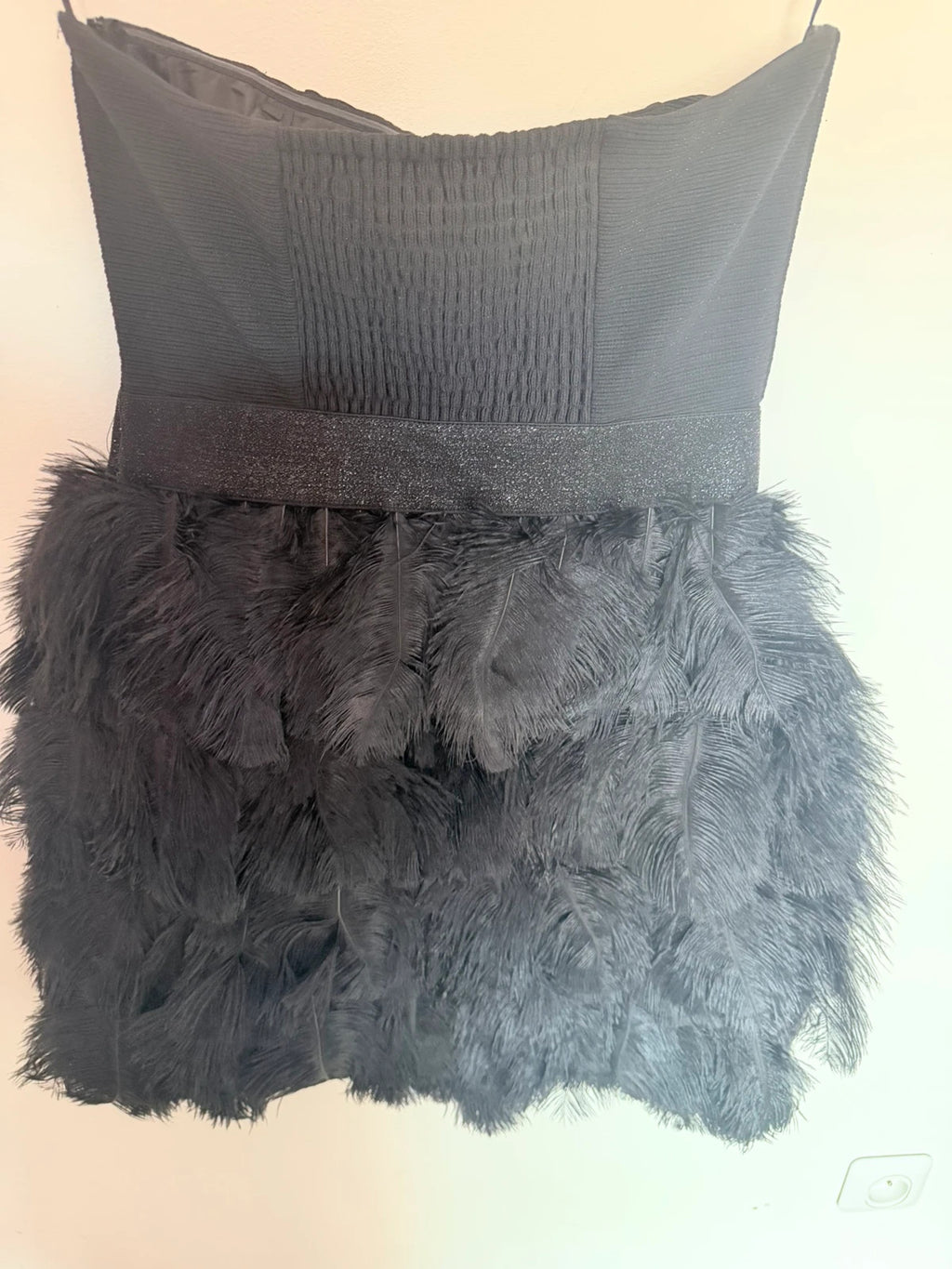 Robe bustier Naf Naf noire à plumes – Taille 38 – Élégante & chic