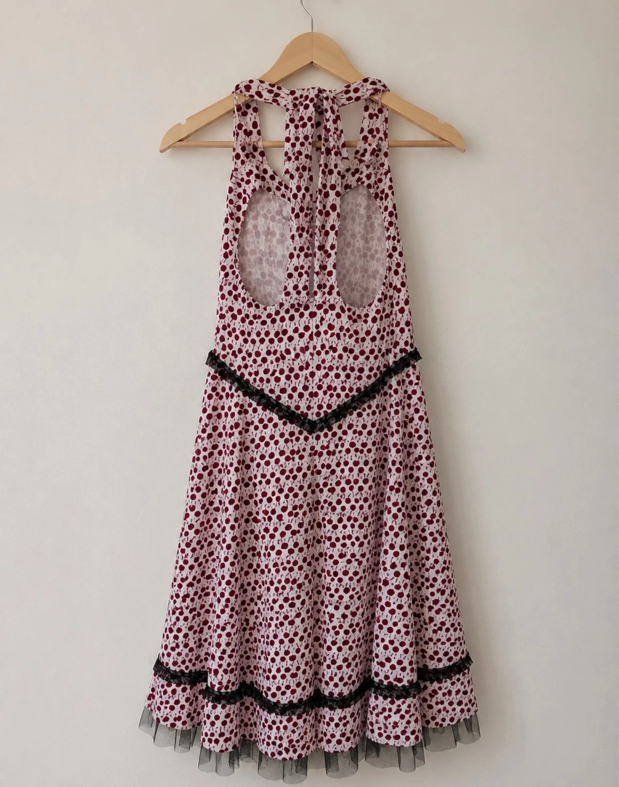 Robe rétro à pois bordeaux & noir – Style pin-up