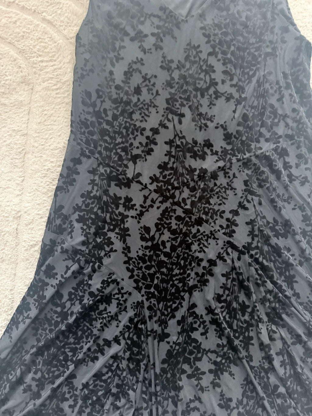 Robe noire élégante à motifs floqués – Taille 5 (XL/44)