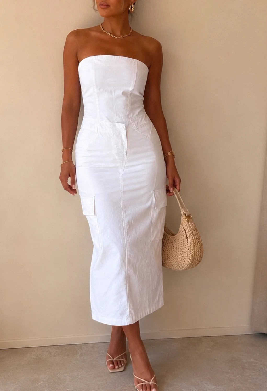 Robe bustier blanche Zara avec poches cargo – Taille S – Chic & tendance