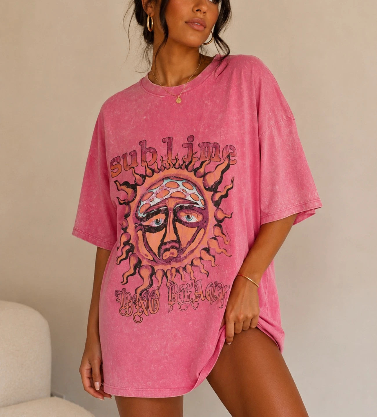 T-shirt oversize rose délavé Sublime graphique – Taille XS (coupe ample)