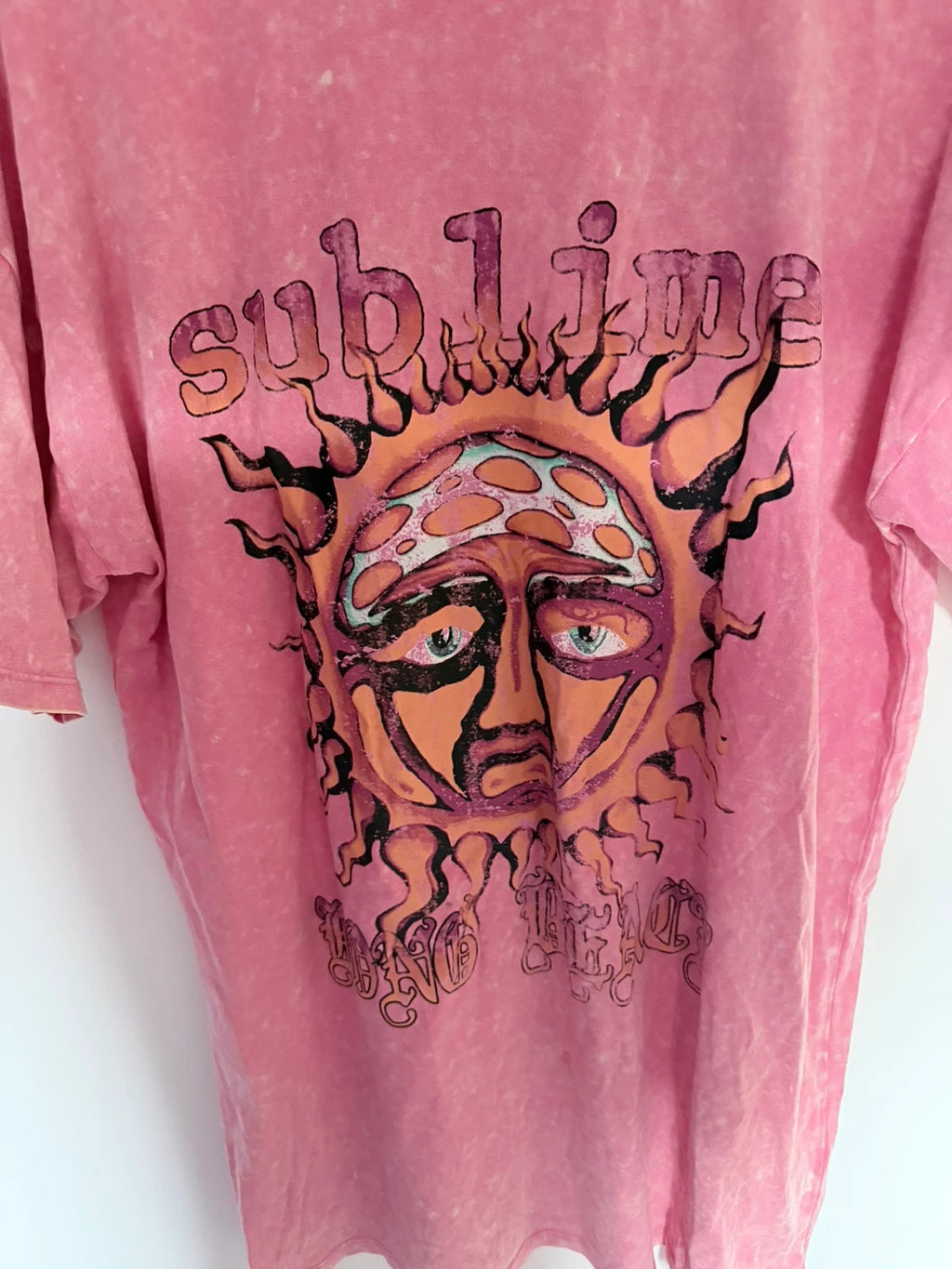 T-shirt oversize rose délavé Sublime graphique – Taille XS (coupe ample)