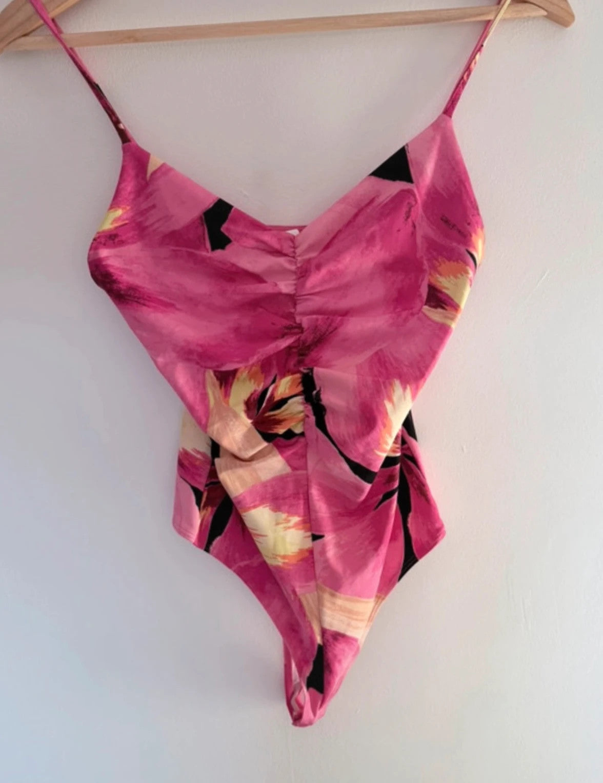 Body H&M rose à imprimé floral – Taille S – Très bon état