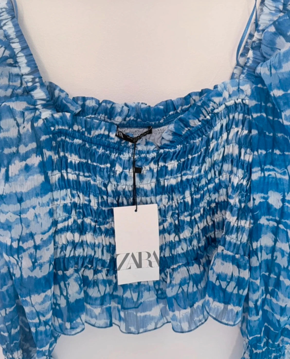Haut Zara bleu – Neuf avec étiquette – Taille M